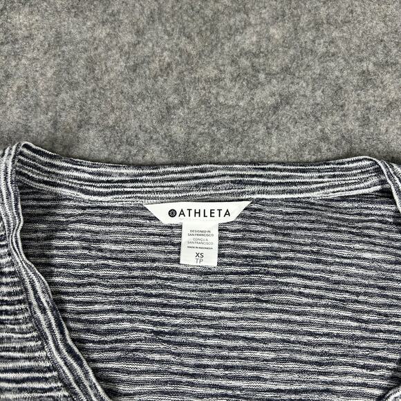 Athleta Breezy Tee Shirt Women’s XS Gray White Striped Short Sleeve V Neck - Picture 3 of 8